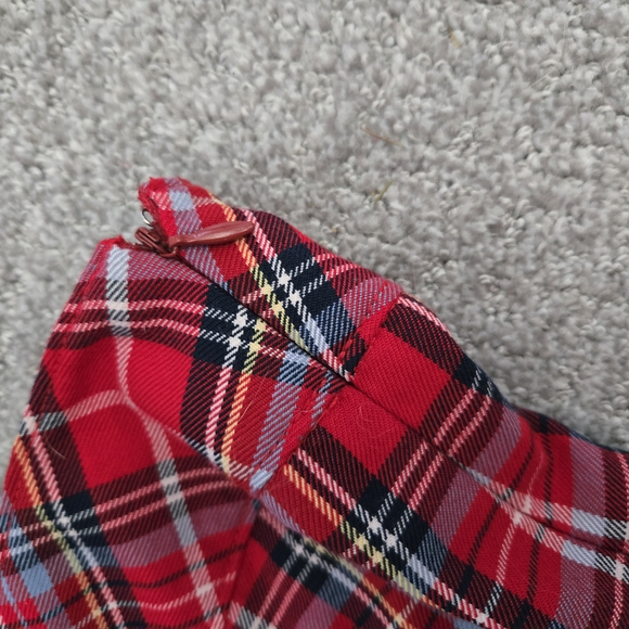 Vintage 2000s Abercrombie & Fitch Red Plaid Pleated Skirt Size 10 - Picture 4 of 5